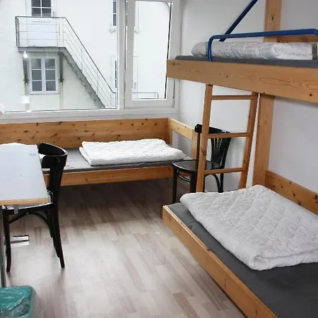 Hostel City Sleep-In Hostel