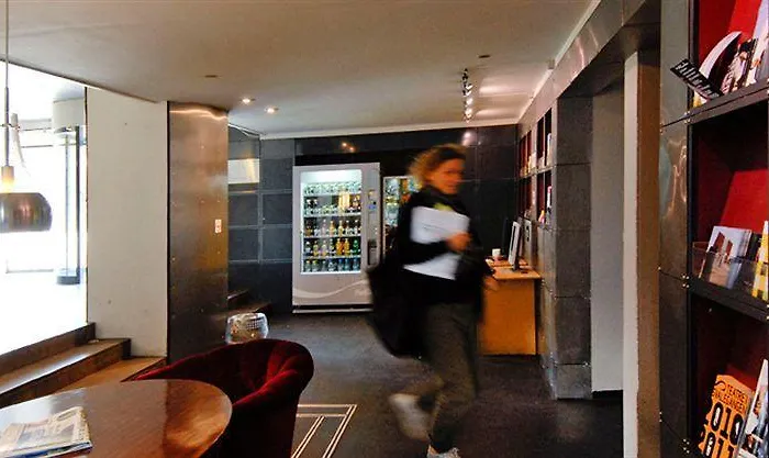 Hostal Hostel City Sleep-In *